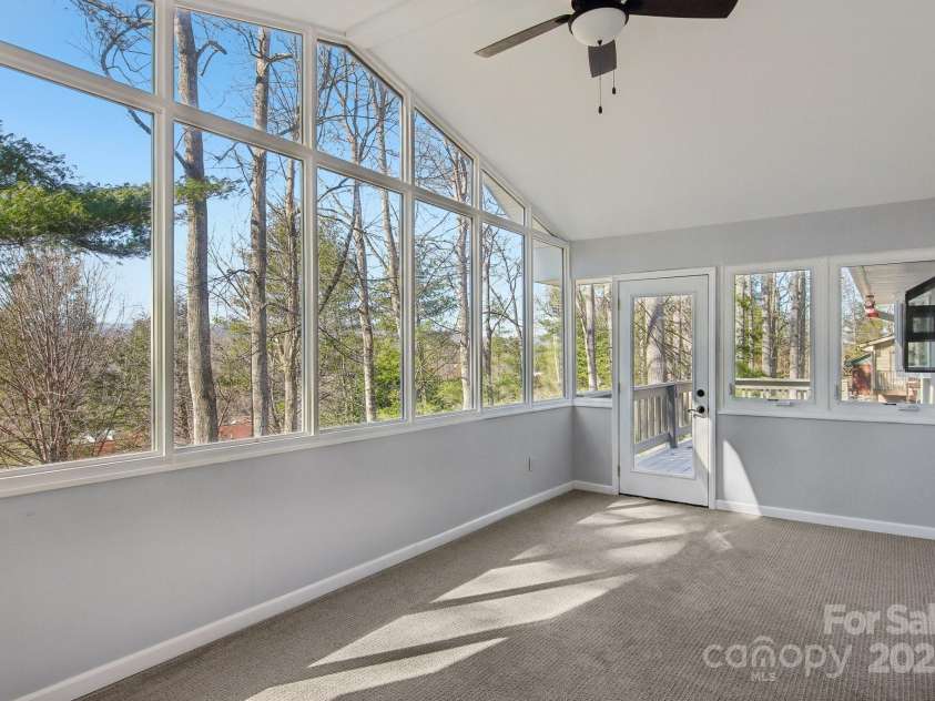 127 Kalmia Terrace Court, Hendersonville, NC 28739.  MLS# CAR4227852, YatesRealty ID 5821. Sunroom