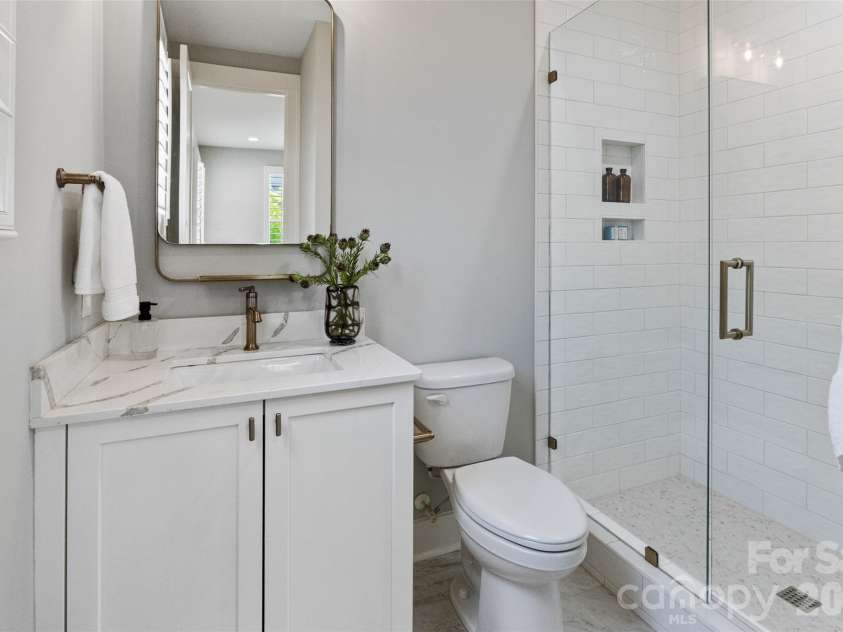 4031 Pritchard Place, Fort Mill, SC 29715.  MLS# CAR4391499, YatesRealty ID 5821. Full bath off office/bedroom on main