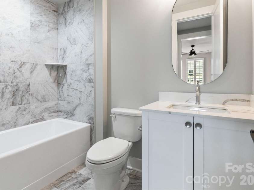 4031 Pritchard Place, Fort Mill, SC 29715.  MLS# CAR4391499, YatesRealty ID 5821. Full Bathroom 5/Attached to Bedroom 5