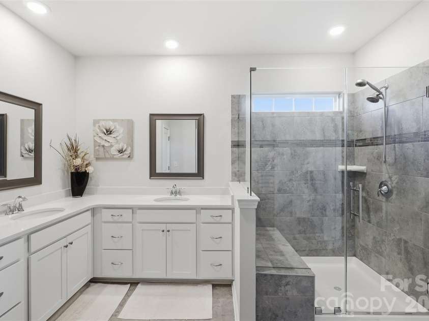 3162 Windhaven Lane, Tega Cay, SC 29708.  MLS# CAR4434420, YatesRealty ID 58210. Primary luxurious spa-like bathroom