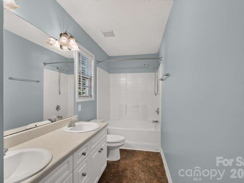 702 Painted Lady Court, Rock Hill, SC 29732.  MLS# CAR4433746, YatesRealty ID 58212. 