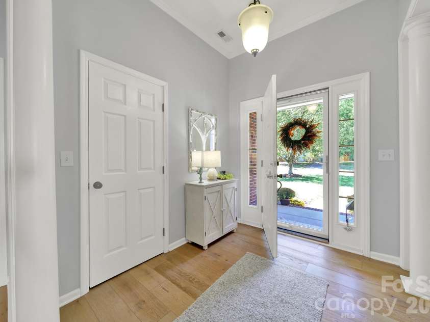 117 Doby Creek Court, Fort Mill, SC 29715.  MLS# CAR4434295, YatesRealty ID 58213. 