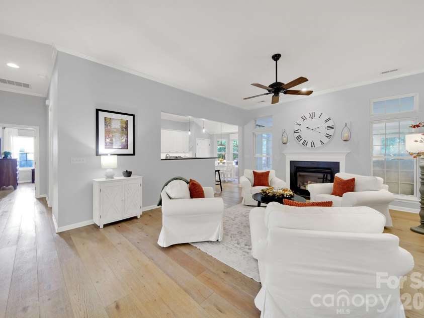 117 Doby Creek Court, Fort Mill, SC 29715.  MLS# CAR4434295, YatesRealty ID 58213. 