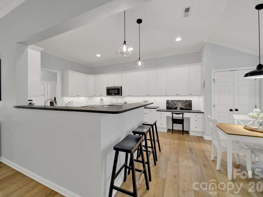 117 Doby Creek Court, Fort Mill, SC 29715.  MLS# CAR4434295, YatesRealty ID 58213. 