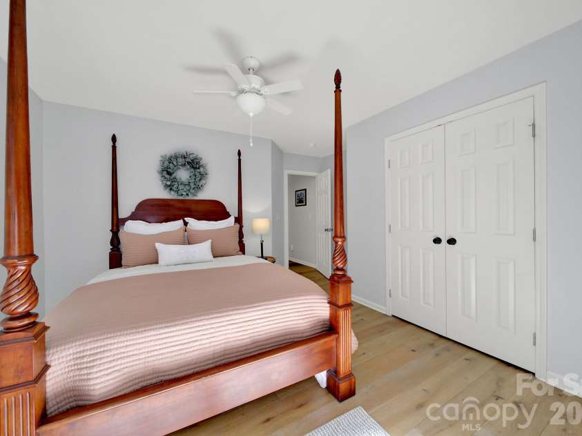 117 Doby Creek Court, Fort Mill, SC 29715.  MLS# CAR4434295, YatesRealty ID 58213. 
