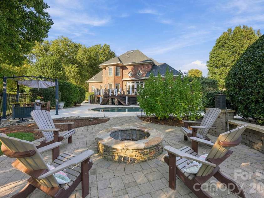 105 Kings Crest Drive, Mooresville, NC 28117.  MLS# CAR4434427, YatesRealty ID 58217. Patio with Fire Pit