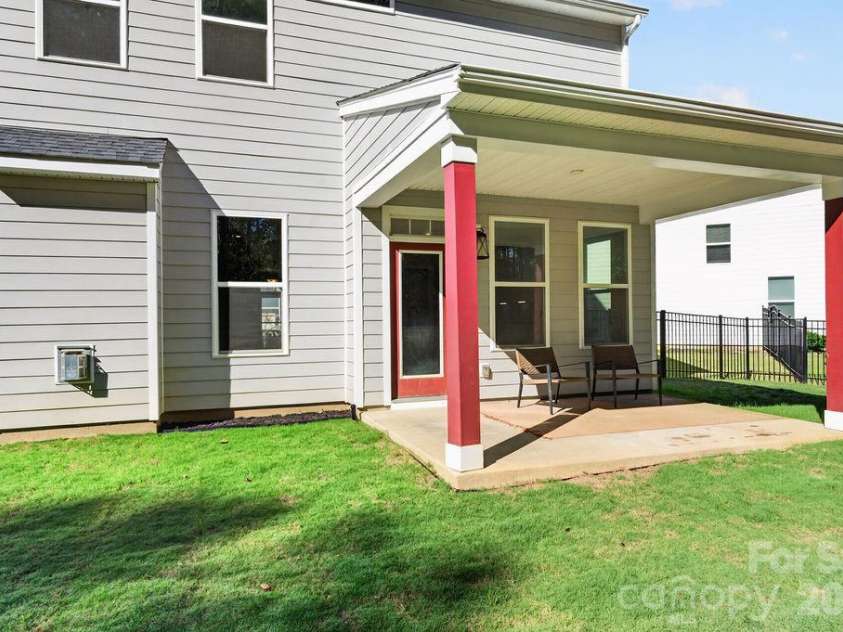 2036 Sweet Magnolia Lane, Clover, SC 29710.  MLS# CAR4427501, YatesRealty ID 58220. 