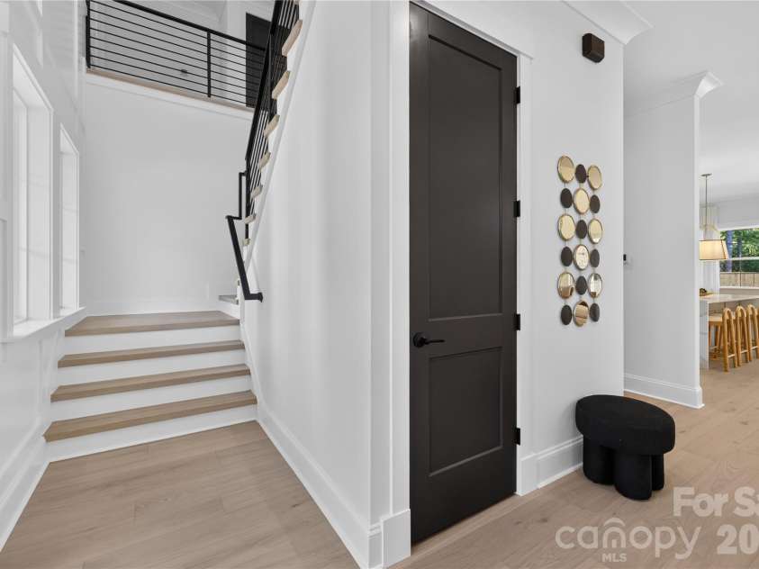 215 Smithfield Drive, Charlotte, NC 28270.  MLS# CAR4435405, YatesRealty ID 58221. 