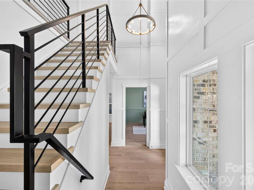 215 Smithfield Drive, Charlotte, NC 28270.  MLS# CAR4435405, YatesRealty ID 58221. 