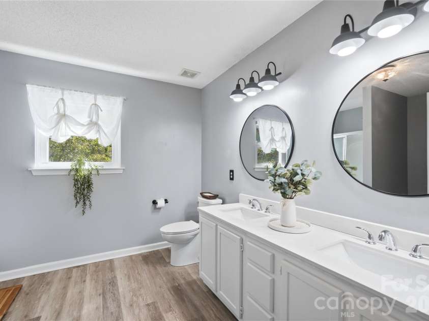 107 White Branch Court, Fort Mill, SC 29715.  MLS# CAR4434853, YatesRealty ID 58222. 