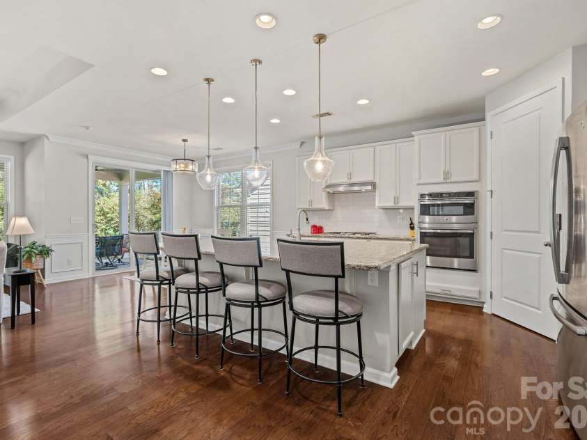 11237 Black Brant Lane, Charlotte, NC 28278.  MLS# CAR4435300, YatesRealty ID 58223. 