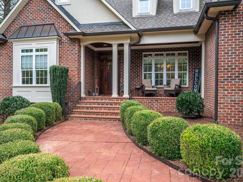 2750 Arbor Hills Drive, Lincolnton, NC 28092.  MLS# CAR4426870, YatesRealty ID 58224. Front Porch