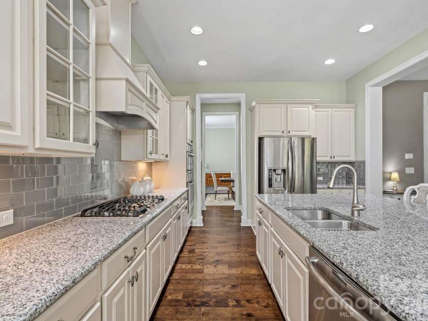 8322 Marigold Place, Harrisburg, NC 28075.  MLS# CAR4434976, YatesRealty ID 58227. 