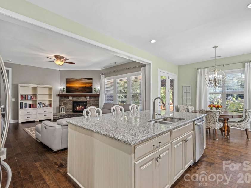 8322 Marigold Place, Harrisburg, NC 28075.  MLS# CAR4434976, YatesRealty ID 58227. 