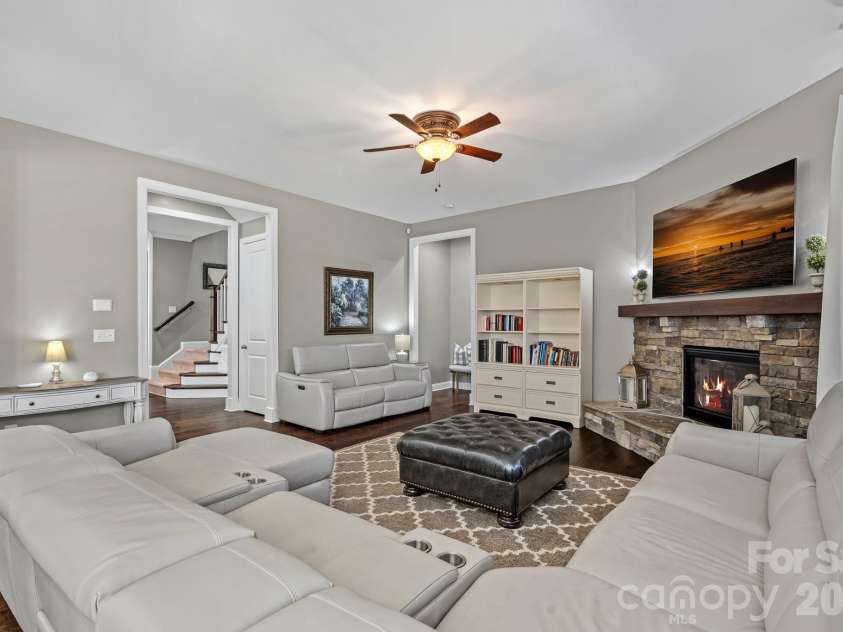 8322 Marigold Place, Harrisburg, NC 28075.  MLS# CAR4434976, YatesRealty ID 58227. 