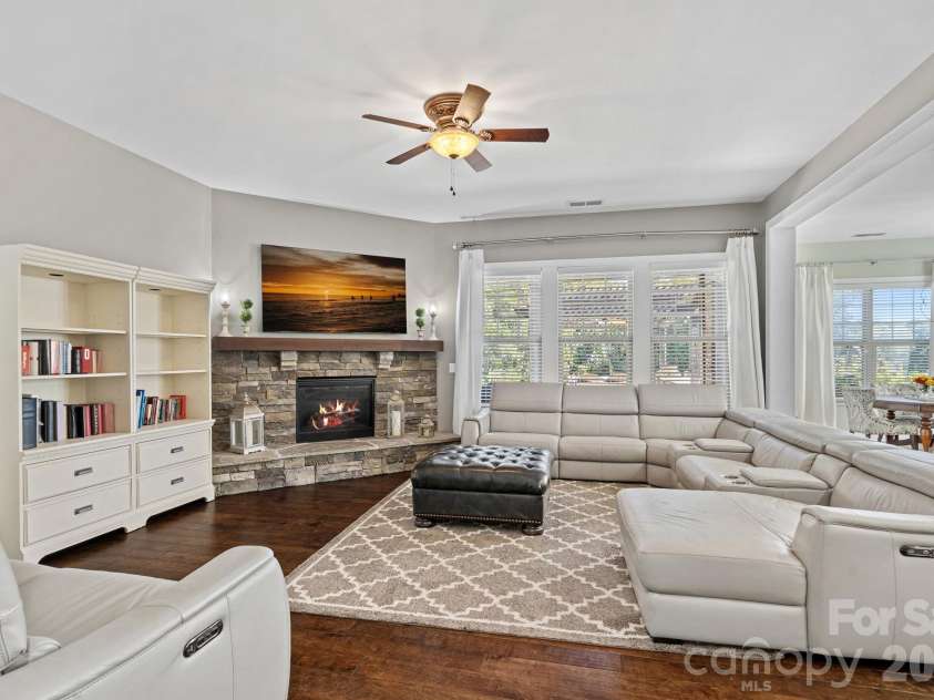 8322 Marigold Place, Harrisburg, NC 28075.  MLS# CAR4434976, YatesRealty ID 58227. 