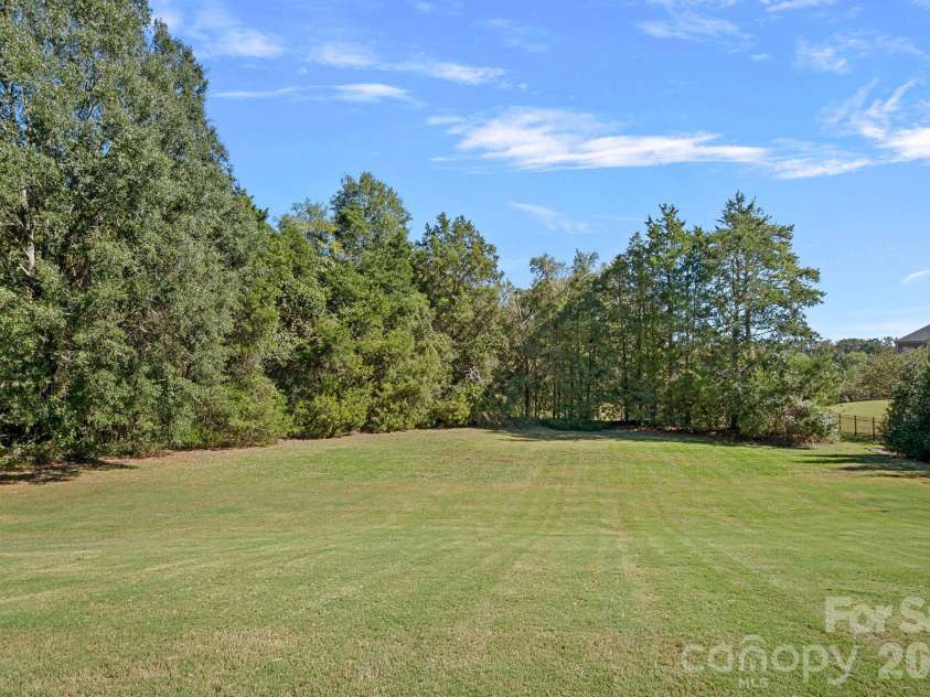 8322 Marigold Place, Harrisburg, NC 28075.  MLS# CAR4434976, YatesRealty ID 58227. 