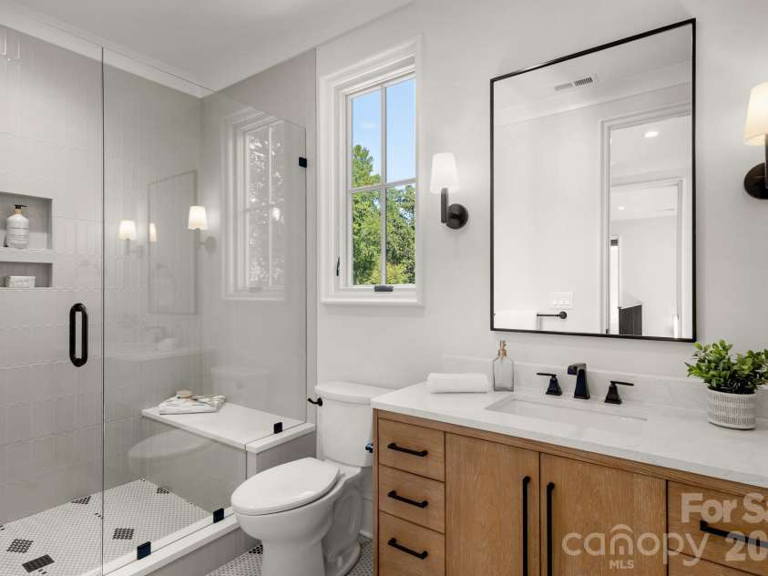 542 Lansdowne Road, Charlotte, NC 28270.  MLS# CAR4425418, YatesRealty ID 58228. 