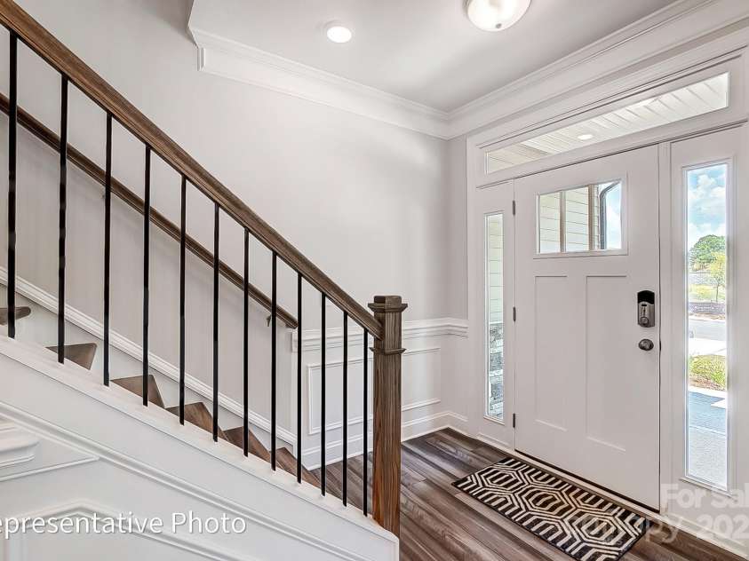 8611 Frank Grier Road, Charlotte, NC 28215.  MLS# CAR4280571, YatesRealty ID 5823. 