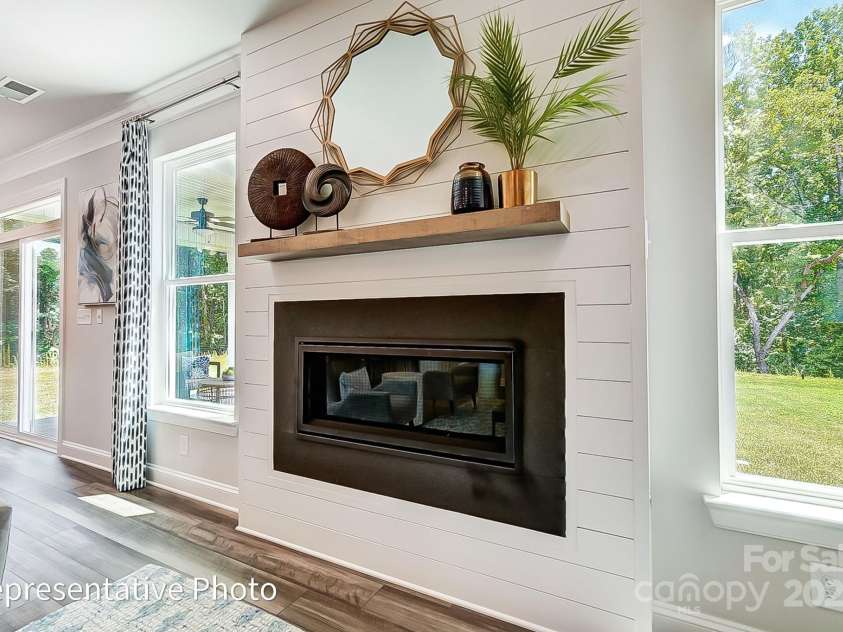 8611 Frank Grier Road, Charlotte, NC 28215.  MLS# CAR4280571, YatesRealty ID 5823. 