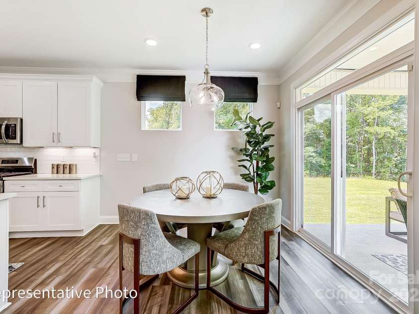 8611 Frank Grier Road, Charlotte, NC 28215.  MLS# CAR4280571, YatesRealty ID 5823. 