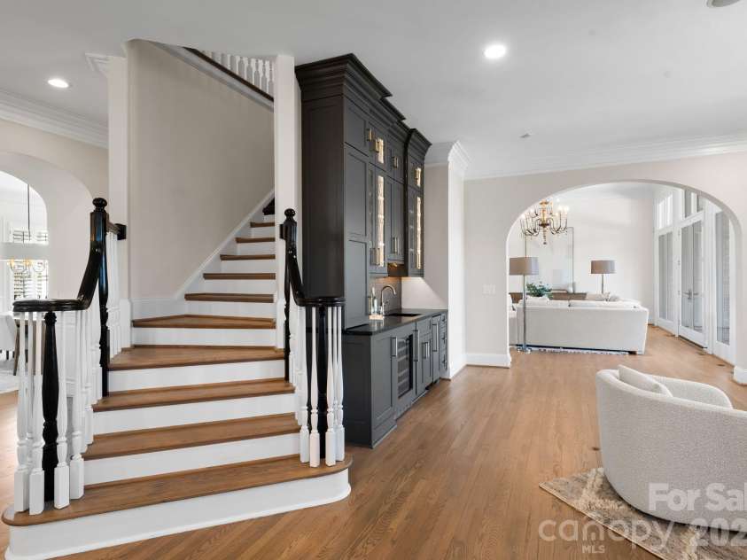 8721 Lake Challis Lane, Charlotte, NC 28226.  MLS# CAR4339803, YatesRealty ID 5823. Secondary Staircase 