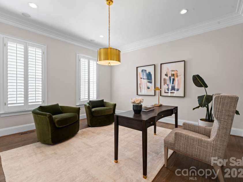 8721 Lake Challis Lane, Charlotte, NC 28226.  MLS# CAR4339803, YatesRealty ID 5823. Study 