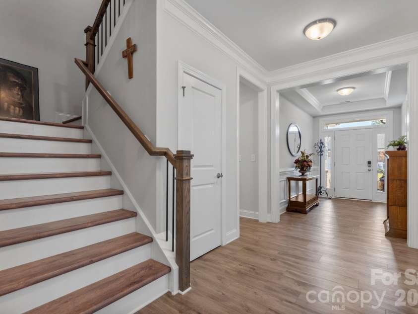 124 Prestwick Way, Mooresville, NC 28115.  MLS# CAR4430605, YatesRealty ID 58231. 