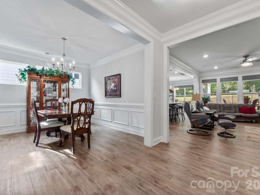 124 Prestwick Way, Mooresville, NC 28115.  MLS# CAR4430605, YatesRealty ID 58231. 