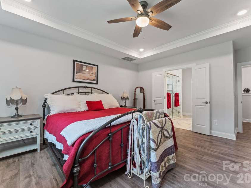 124 Prestwick Way, Mooresville, NC 28115.  MLS# CAR4430605, YatesRealty ID 58231. 