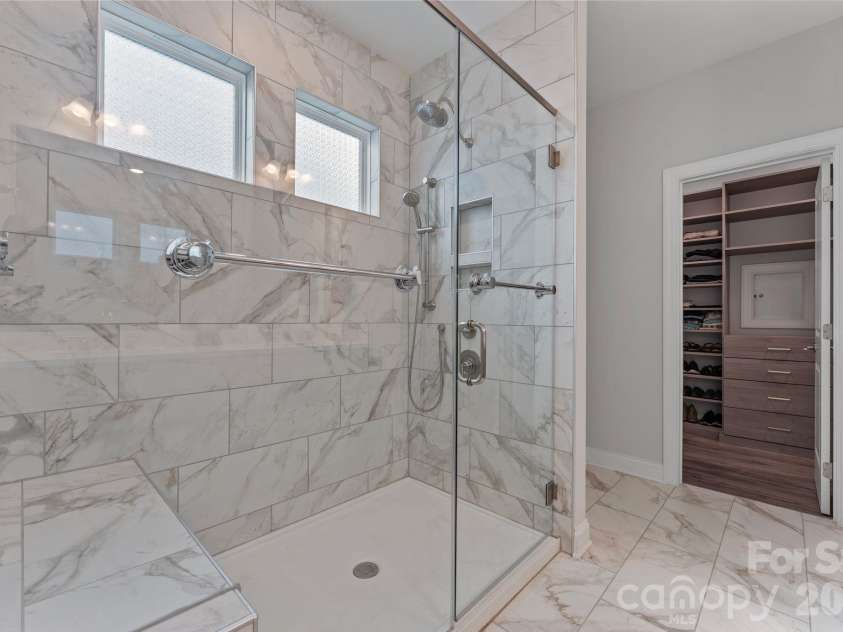 124 Prestwick Way, Mooresville, NC 28115.  MLS# CAR4430605, YatesRealty ID 58231. 
