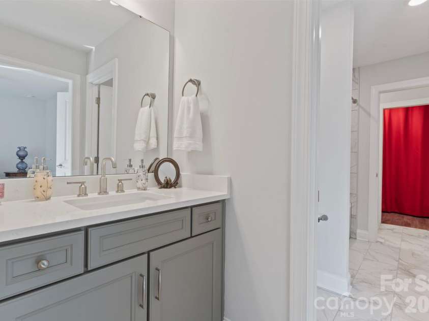 124 Prestwick Way, Mooresville, NC 28115.  MLS# CAR4430605, YatesRealty ID 58231. 