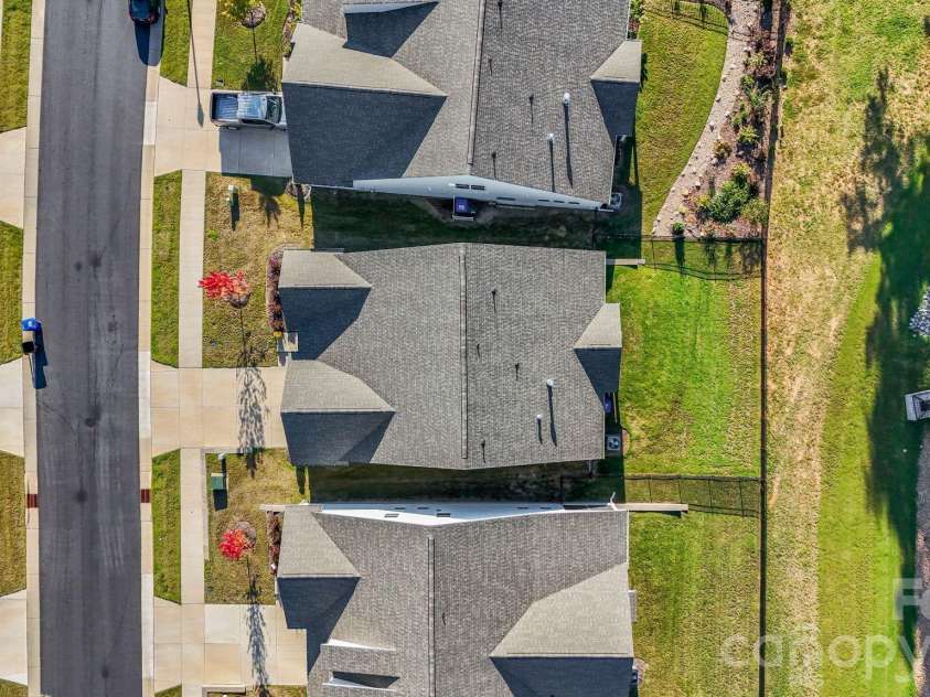 124 Prestwick Way, Mooresville, NC 28115.  MLS# CAR4430605, YatesRealty ID 58231. 