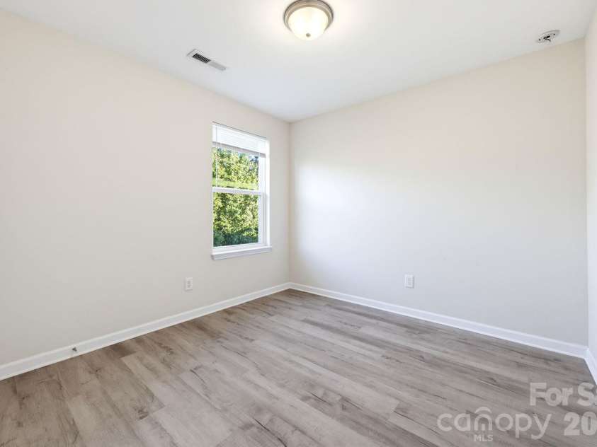 5718 Natick Drive, Charlotte, NC 28214.  MLS# CAR4430694, YatesRealty ID 58232. Bedroom