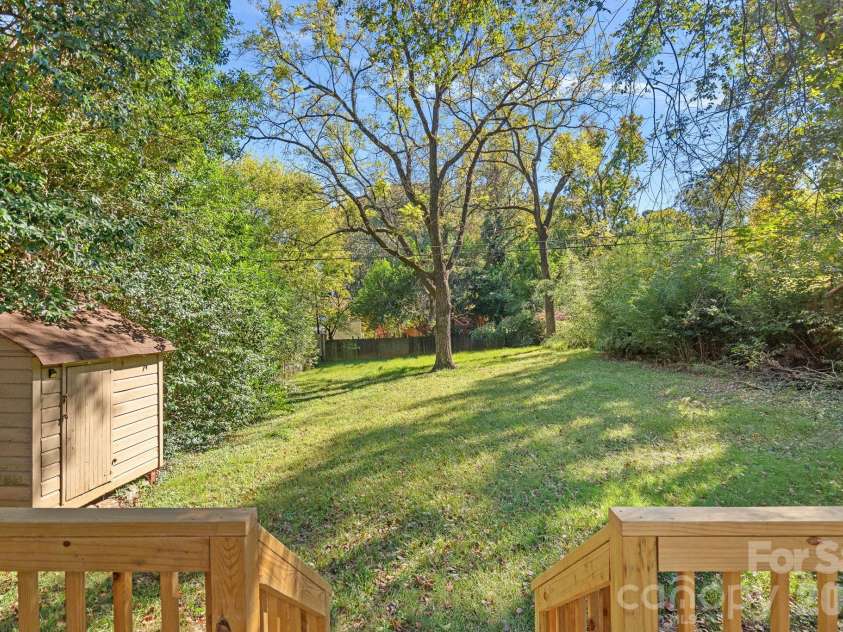 1949 Garibaldi Avenue, Charlotte, NC 28208.  MLS# CAR4412297, YatesRealty ID 58233. 