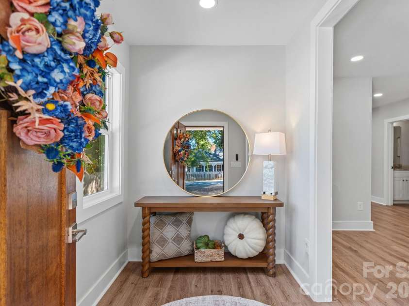 1949 Garibaldi Avenue, Charlotte, NC 28208.  MLS# CAR4412297, YatesRealty ID 58233. Entry