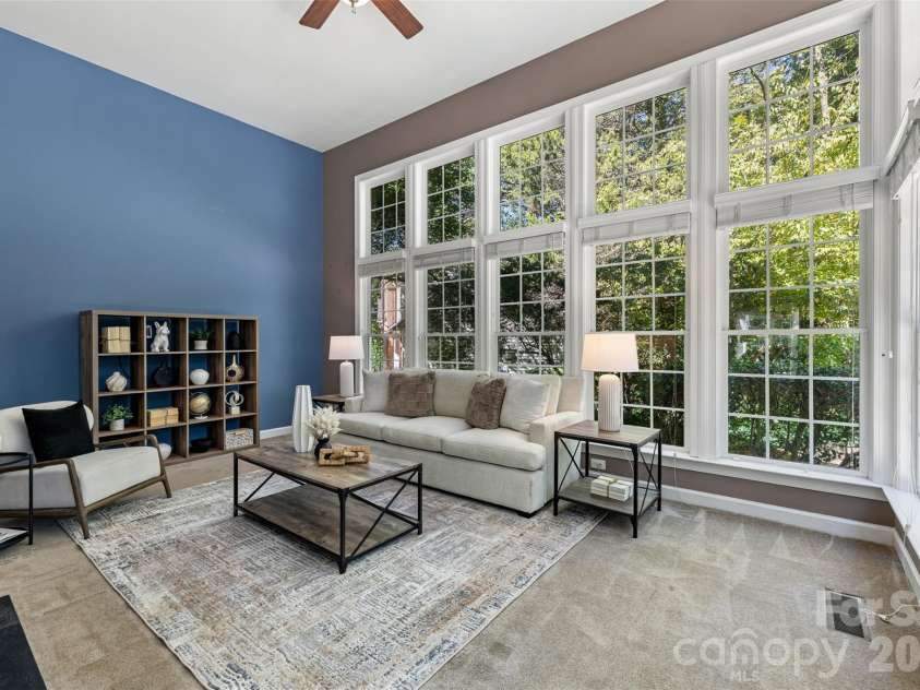 5705 Kinglet Lane, Charlotte, NC 28269.  MLS# CAR4436493, YatesRealty ID 58238. 