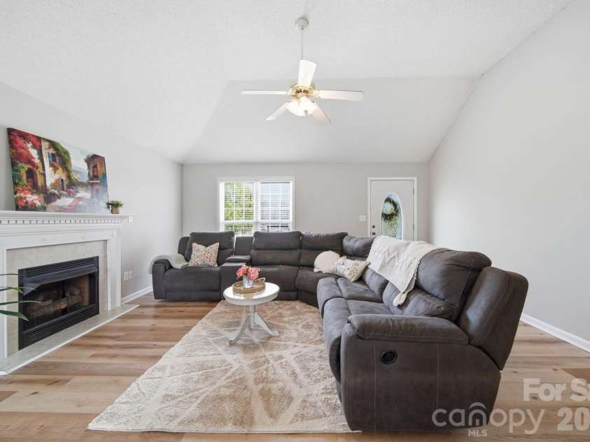119 Henry Putnam Drive, Cherryville, NC 28021.  MLS# CAR4359123, YatesRealty ID 5824. 