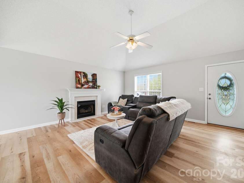 119 Henry Putnam Drive, Cherryville, NC 28021.  MLS# CAR4359123, YatesRealty ID 5824. 