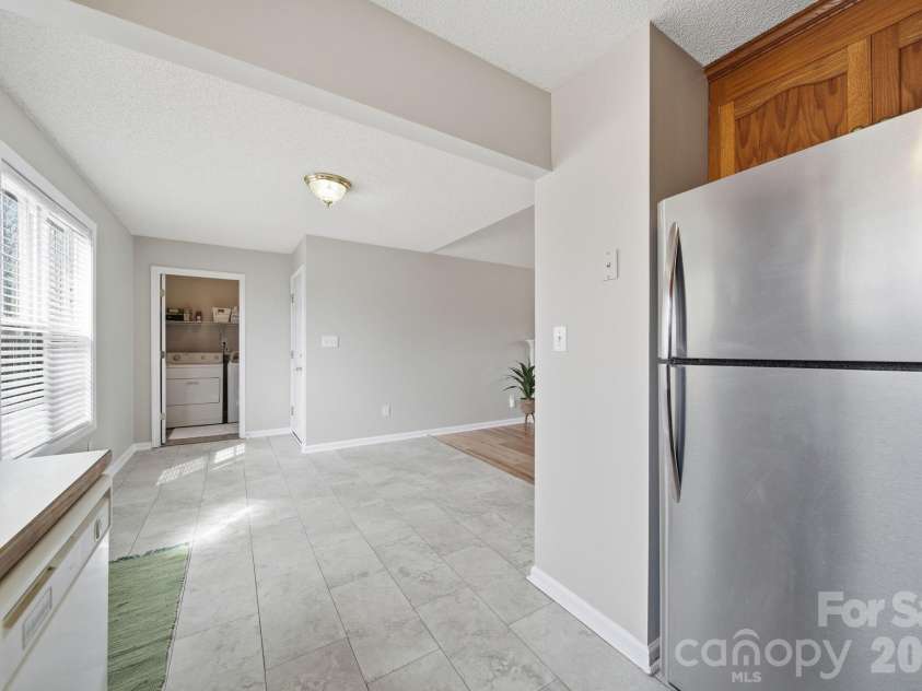 119 Henry Putnam Drive, Cherryville, NC 28021.  MLS# CAR4359123, YatesRealty ID 5824. 