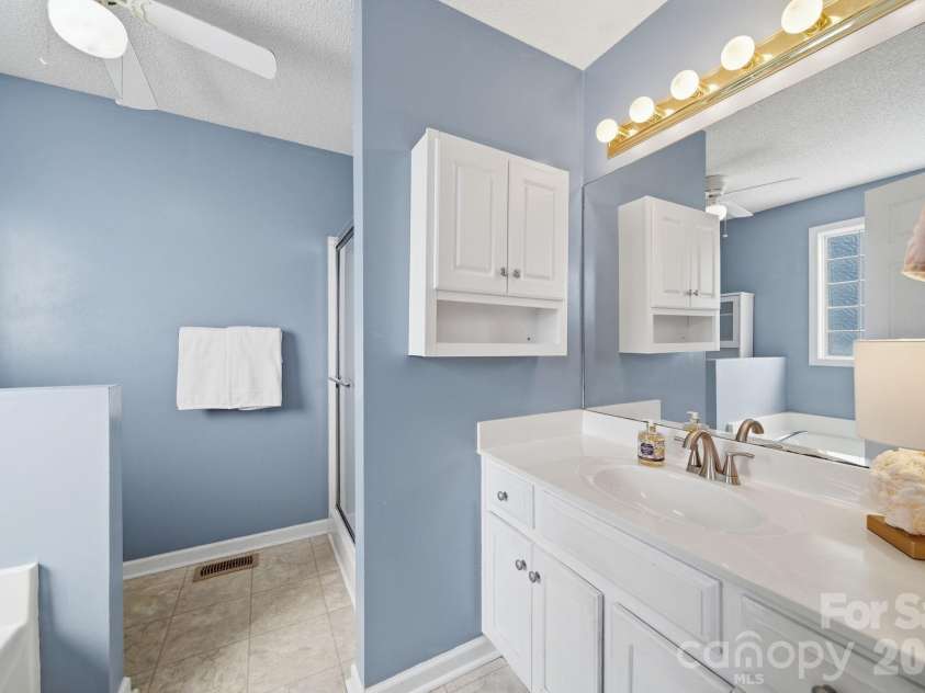 119 Henry Putnam Drive, Cherryville, NC 28021.  MLS# CAR4359123, YatesRealty ID 5824. 