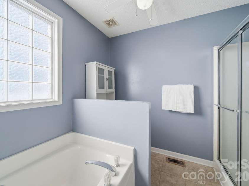 119 Henry Putnam Drive, Cherryville, NC 28021.  MLS# CAR4359123, YatesRealty ID 5824. 
