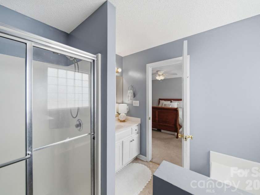 119 Henry Putnam Drive, Cherryville, NC 28021.  MLS# CAR4359123, YatesRealty ID 5824. 