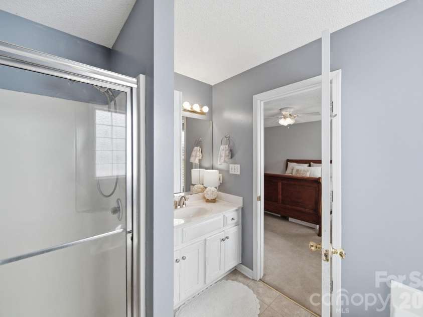 119 Henry Putnam Drive, Cherryville, NC 28021.  MLS# CAR4359123, YatesRealty ID 5824. 