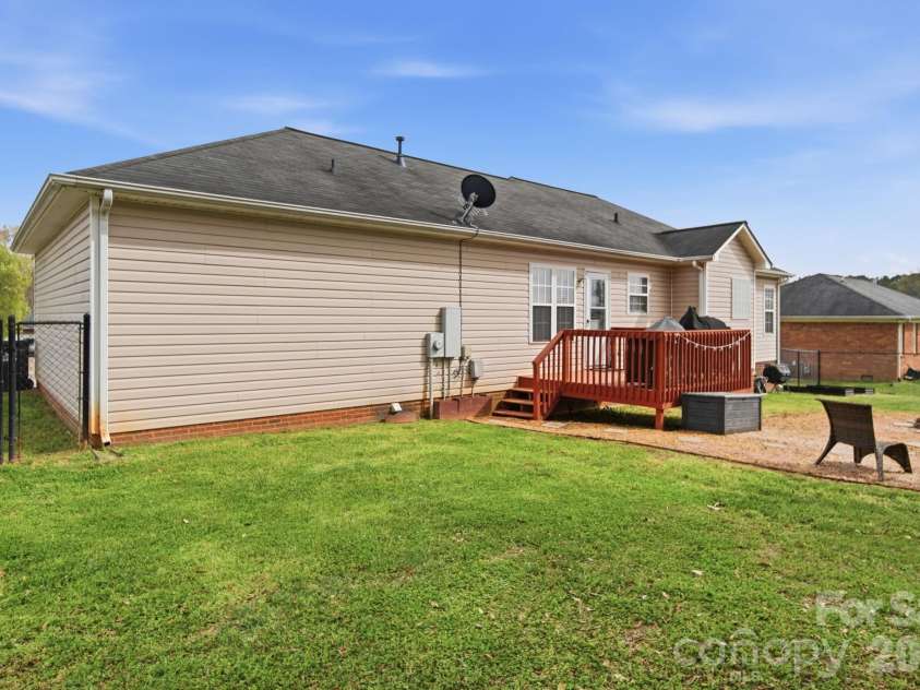 119 Henry Putnam Drive, Cherryville, NC 28021.  MLS# CAR4359123, YatesRealty ID 5824. 