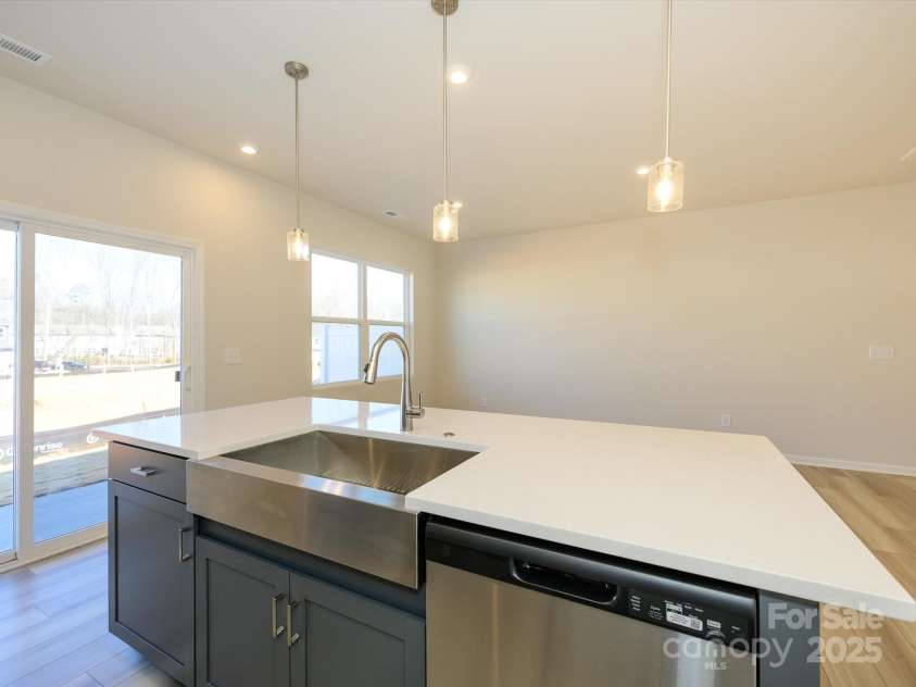 8021 Lerwick Trail, Charlotte, NC 28269.  MLS# CAR4235564, YatesRealty ID 5824. 