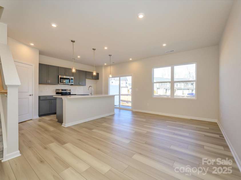 8021 Lerwick Trail, Charlotte, NC 28269.  MLS# CAR4235564, YatesRealty ID 5824. 