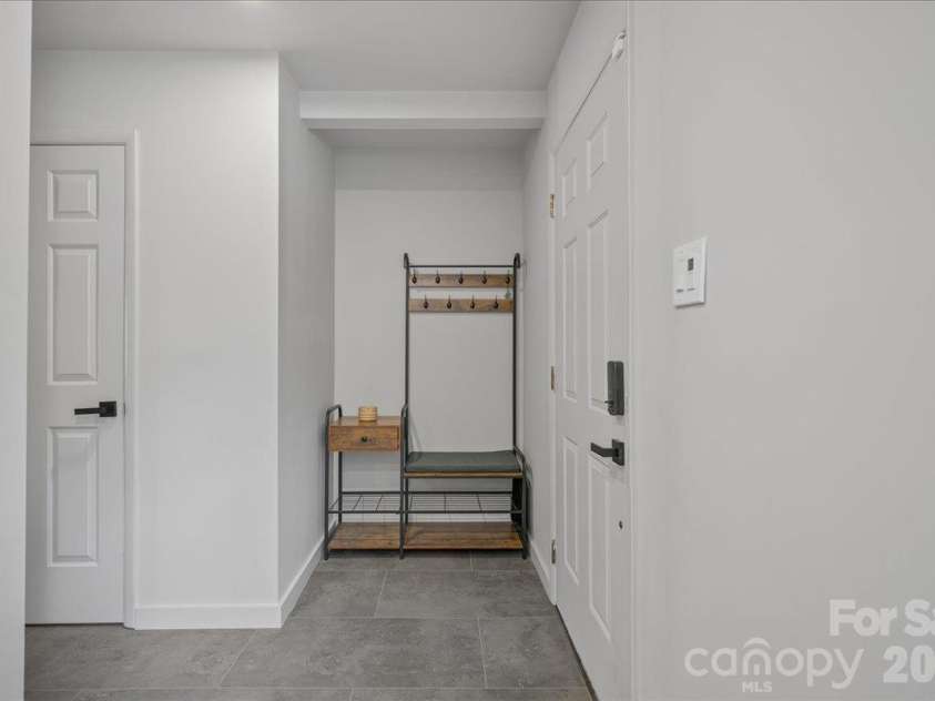 1205 Scaleybark Road, Charlotte, NC 28209.  MLS# CAR4436707, YatesRealty ID 58240. 