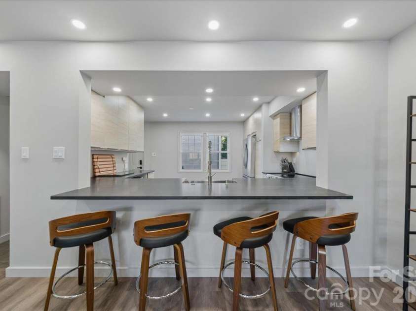 1205 Scaleybark Road, Charlotte, NC 28209.  MLS# CAR4436707, YatesRealty ID 58240. 