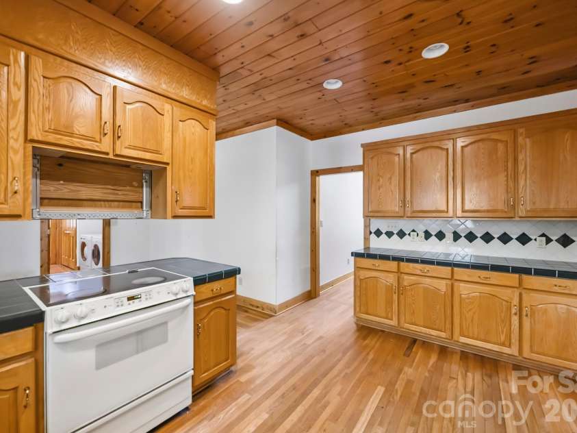 1130 Beamguard Road, Clover, SC 29710.  MLS# CAR4436706, YatesRealty ID 58241. 